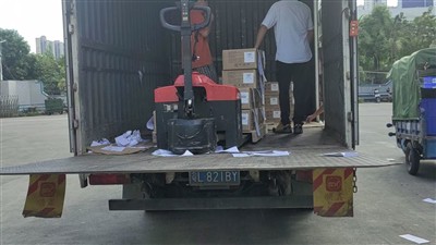 Die Seifenbestellungen von Grace Qiu wurden reibungslos und pünktlich geliefert