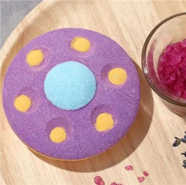 Fliegende Untertasse UFO Badebombe