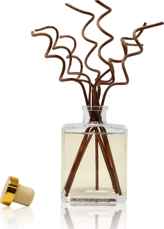 Der langlebige Duftstäbchen-Diffusor „Valley Cedar & Vanilla“.